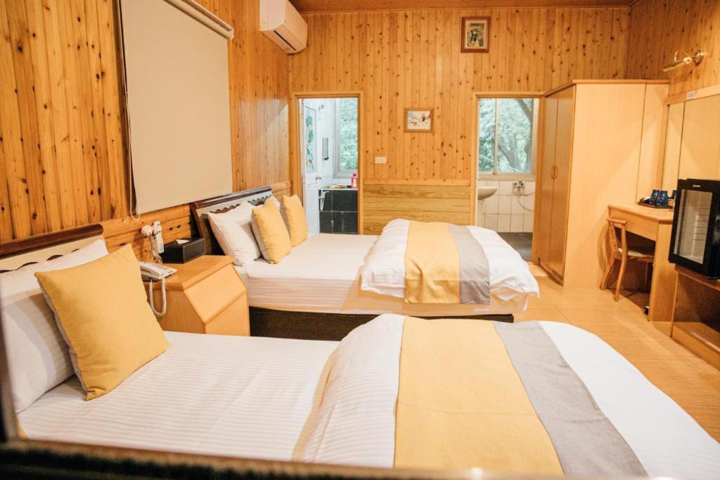 Cdr Hotspring Resort Liugui Exterior photo