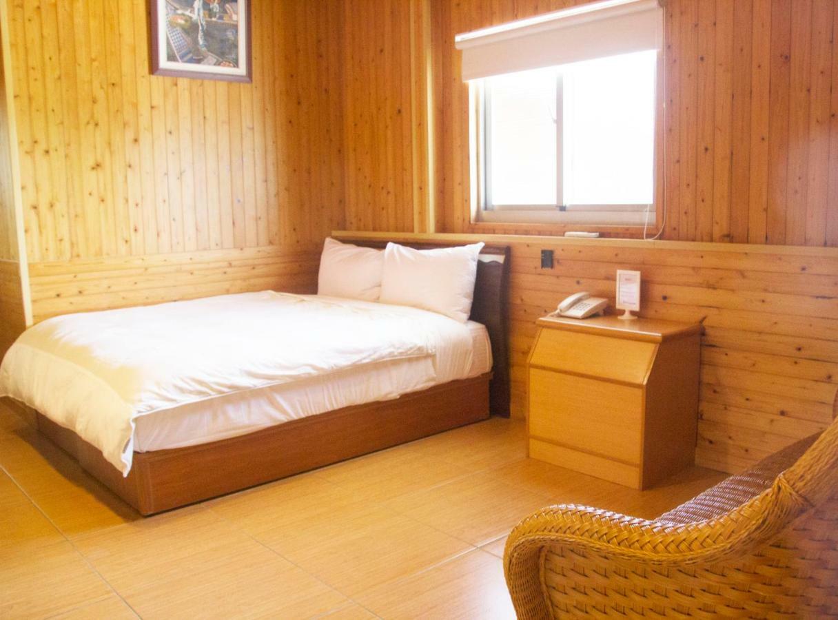 Cdr Hotspring Resort Liugui Exterior photo